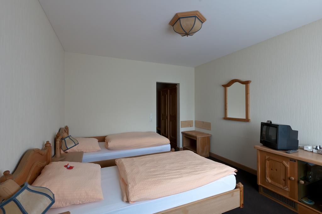 Gasthof Schulte Hotell Menden Rum bild
