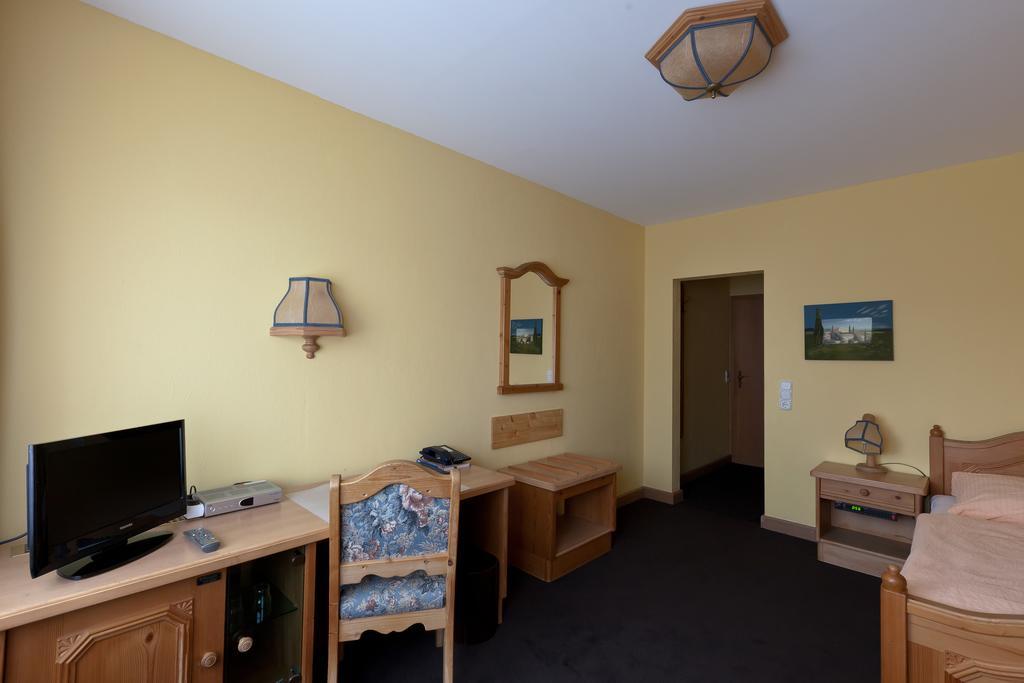 Gasthof Schulte Hotell Menden Rum bild