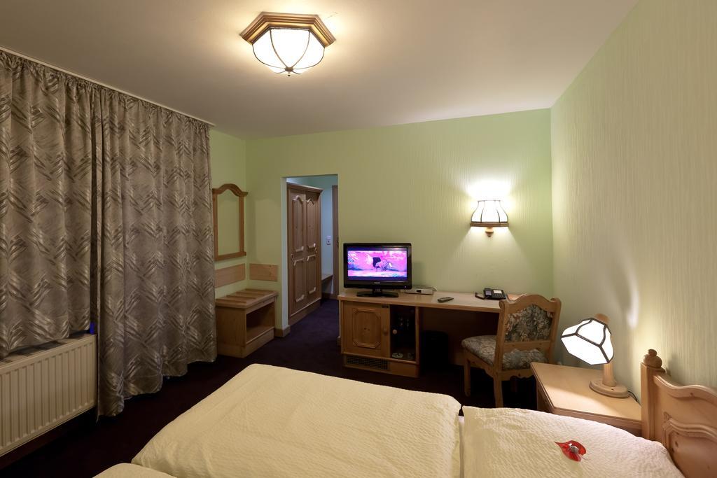 Gasthof Schulte Hotell Menden Rum bild